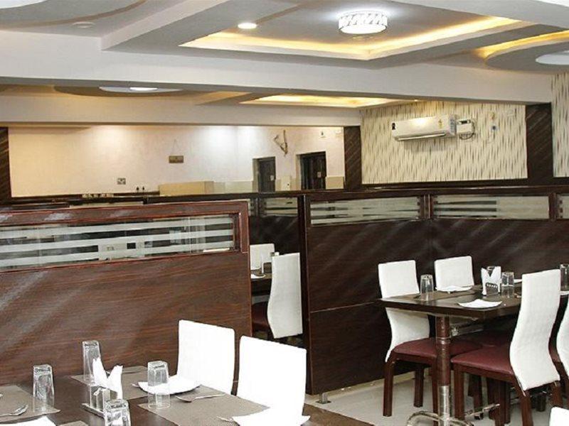 Hotel Mars Chennai Exteriör bild