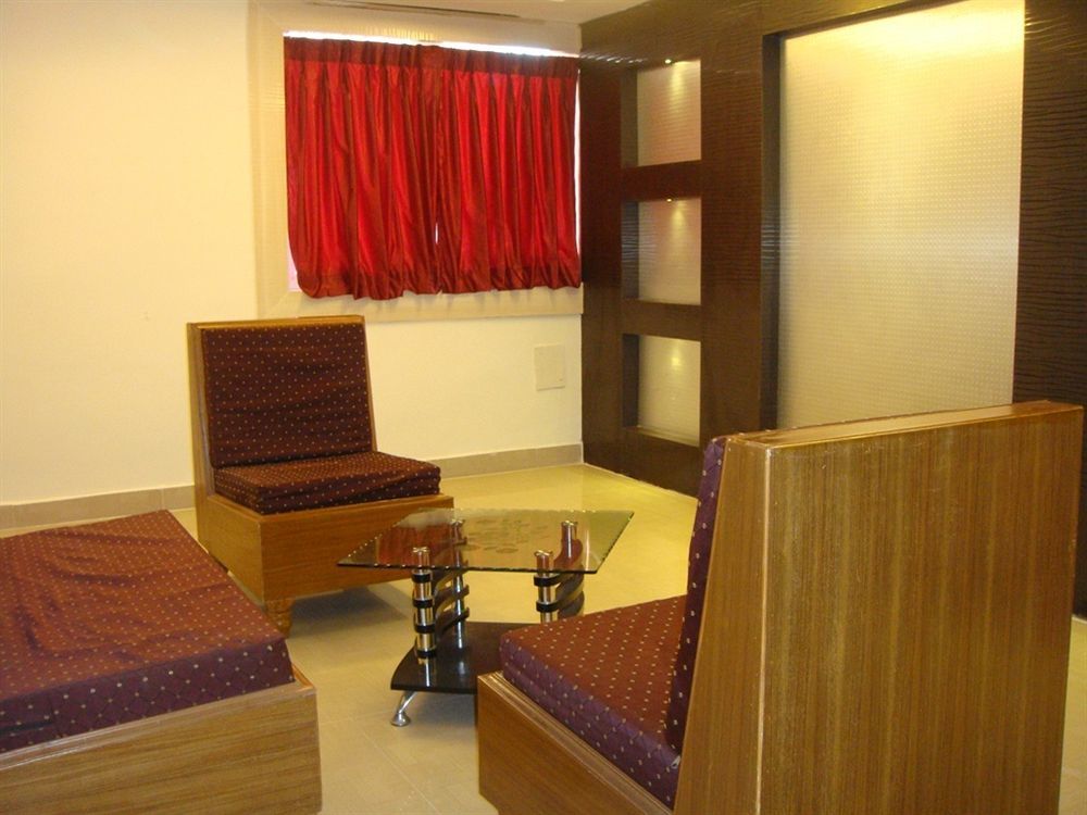 Hotel Mars Chennai Exteriör bild